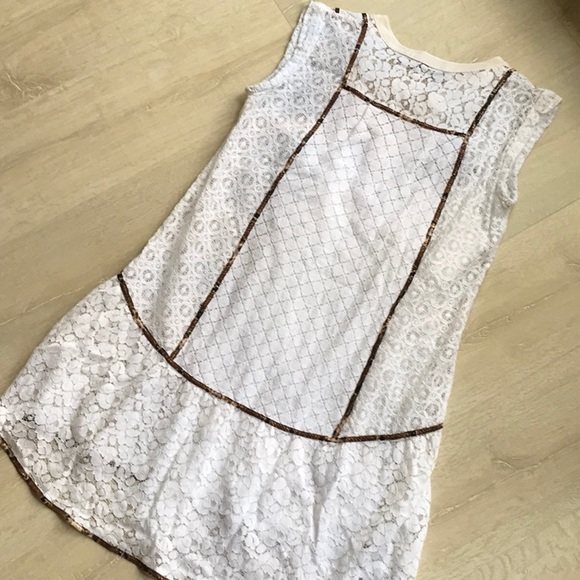 White lace dress by BCBGMaxazria - Picture 8 of 8